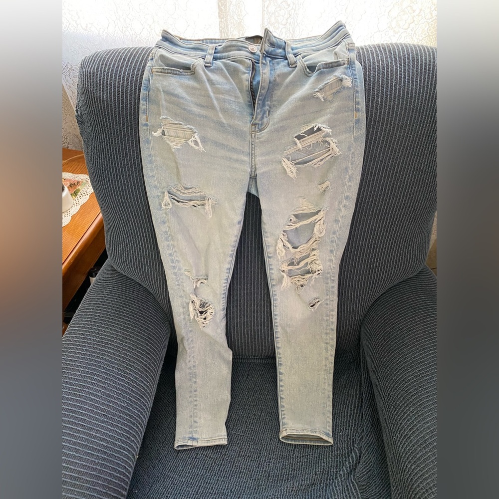 American Eagle Ripped Jeggings